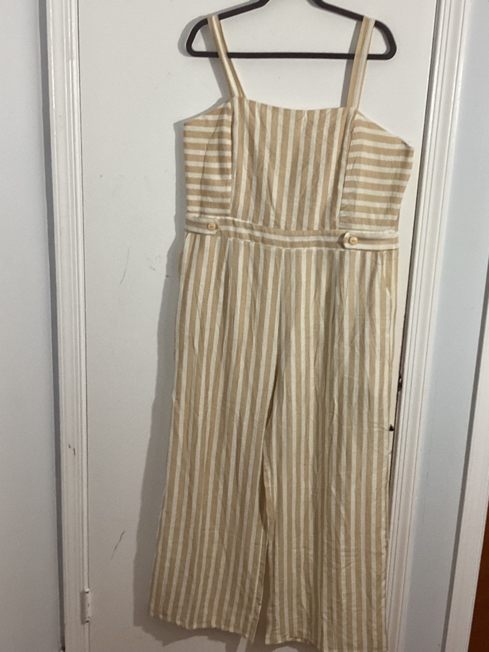NWT SIMPLY COUTURE 1X 100% VISCOSE JUMPSUIT ROMPER BEIGE STRIPES